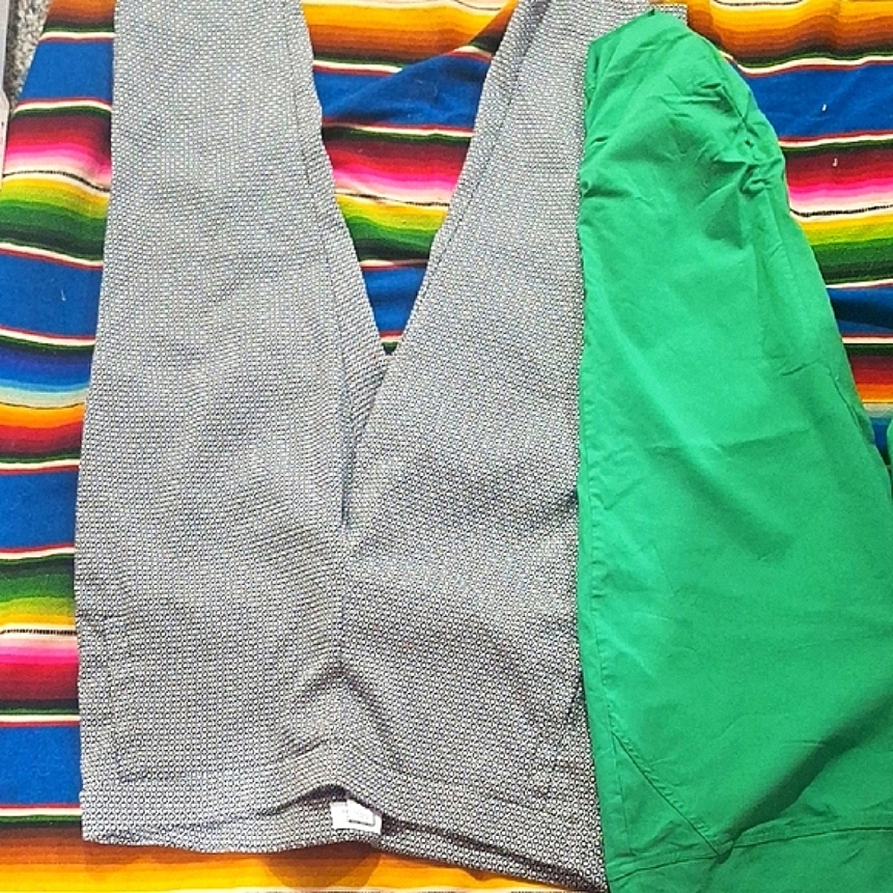 Elle Fitted Capris. XL